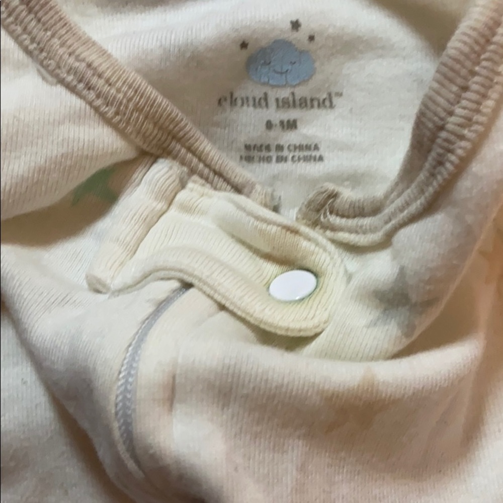 Carter’s baby Bundle - Picture 8 of 13